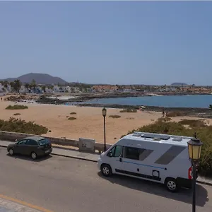 Family 6 Beachfront By Holidays , Corralejo España